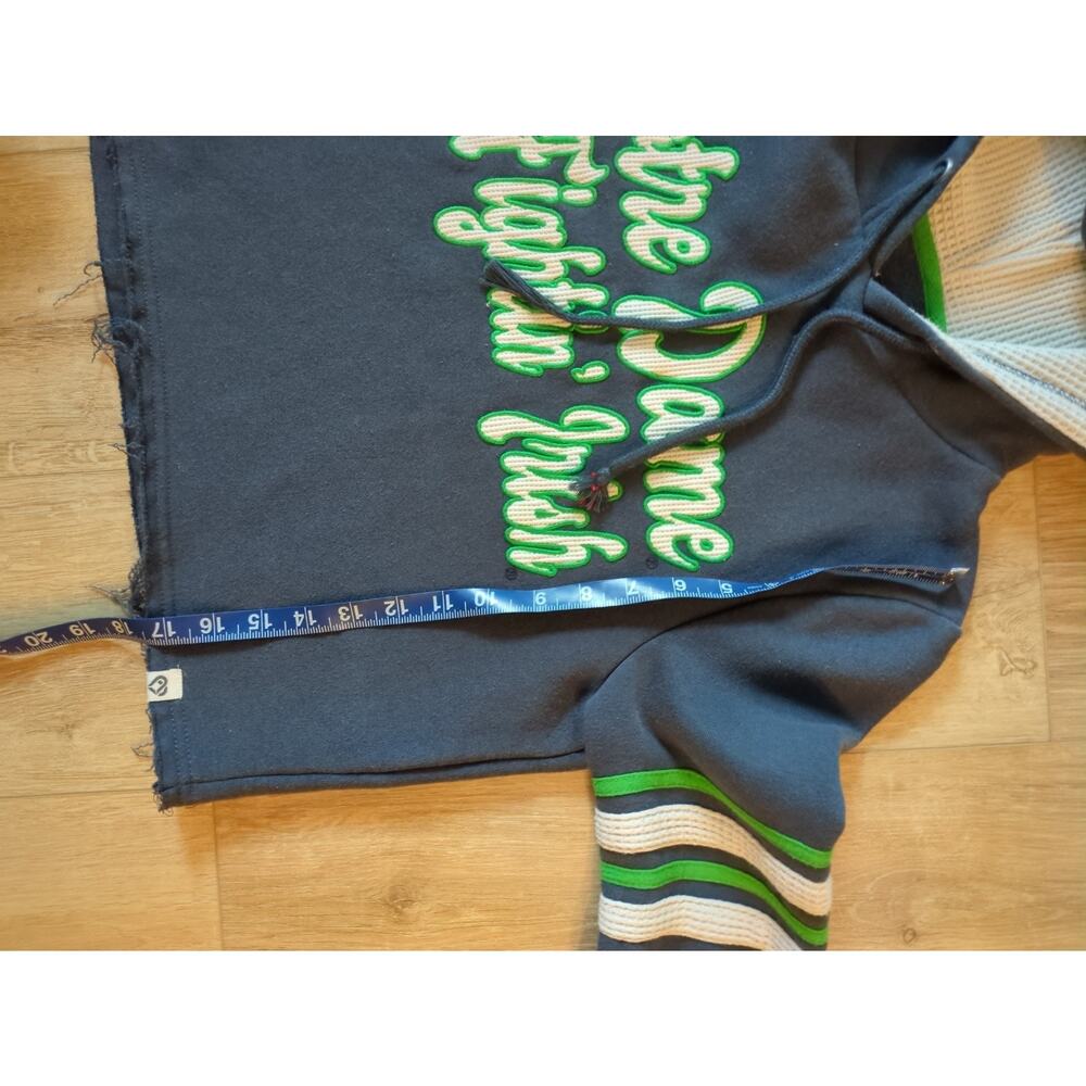 Colosseum Notre Dame Fighting Irish Blue Retro Script Cropped Hoodie Small - Picture 5 of 8